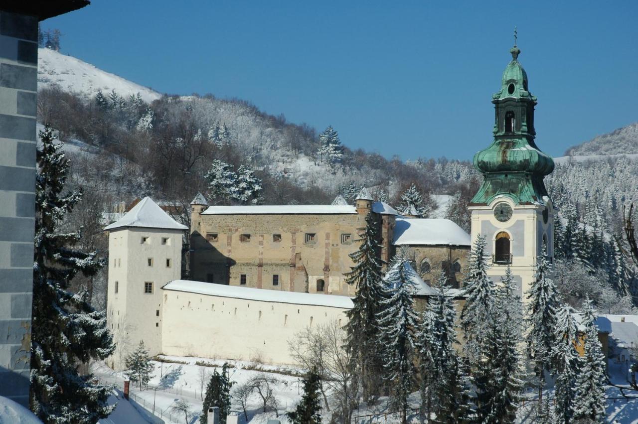Penzion Nostalgia Banská Štiavnica Buitenkant foto
