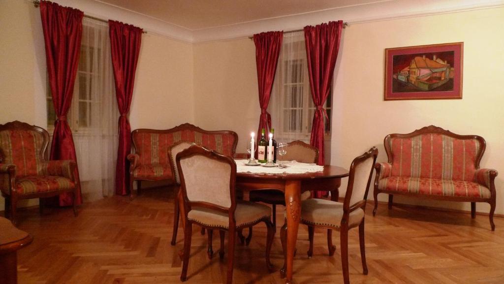 Penzion Nostalgia Banská Štiavnica Kamer foto